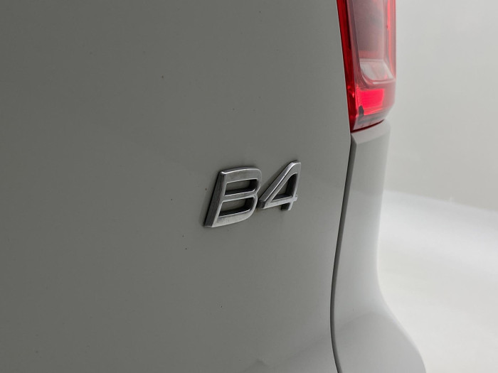 Volvo XC40 B4 MOMENTUM AUT CZ 2.0 Momentum