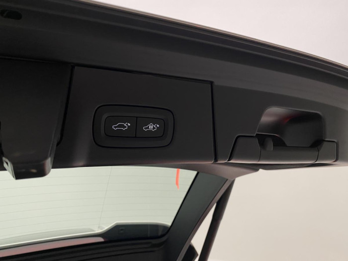 Volvo V90 T6 AWD RECHARGE PLUS REZERVACE 2.0 Plus