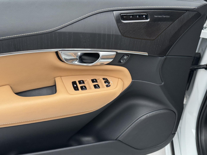Volvo XC90 T8 AWD RECHARGE INSCRIPTION 7M