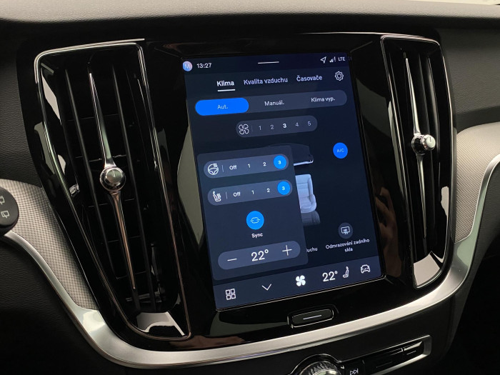 Volvo V60 B4 AUT DARK PLUS