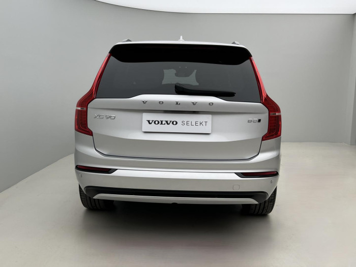 Volvo XC90 B5 AWD R-DESIGN 7MÍSTNÁ AUT