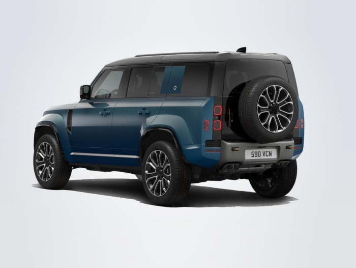 Land Rover Defender OCTA P635 AWD AUT