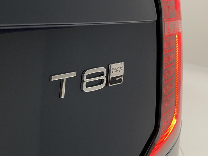 Volvo XC90 T8 AWD RECHARGE DARK ULTRA 7