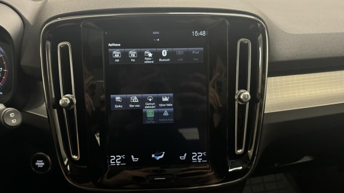 Volvo XC40 T4 AWD MOMENTUM AUT REZERVACE 2.0 Momentum