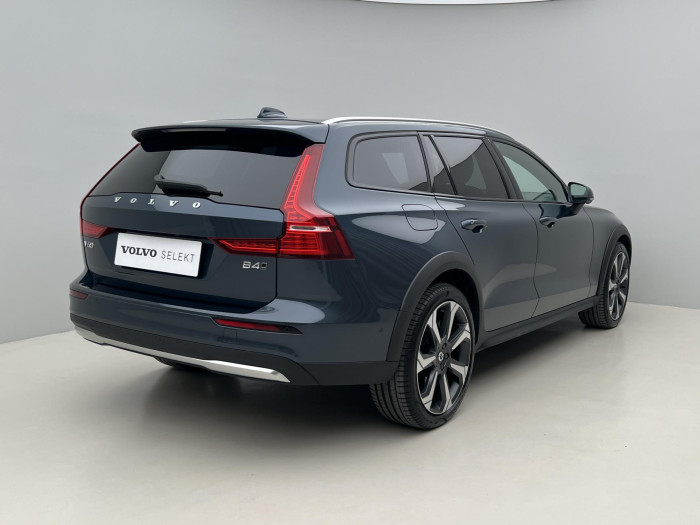 Volvo V60 CC B4 AWD ULTIMATE AUT 1.maj. 2.0 CC CC