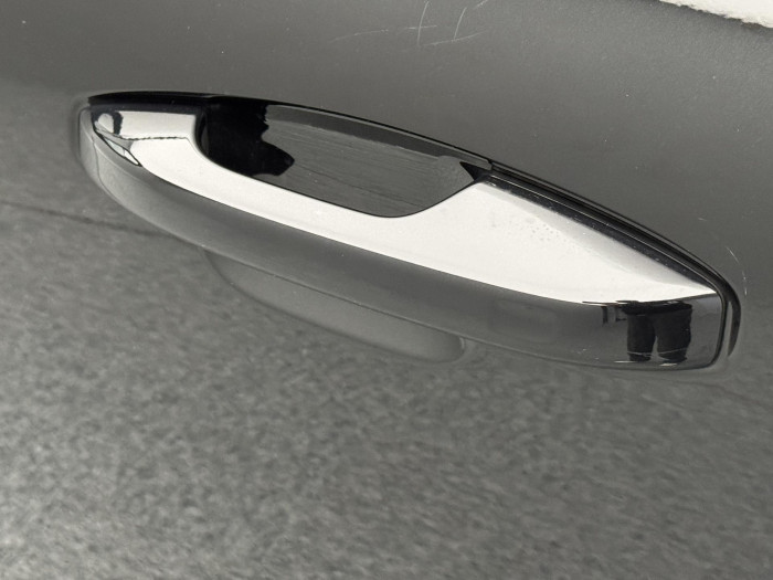 Volvo XC40 B3 DARK ULTRA CZ 1.maj