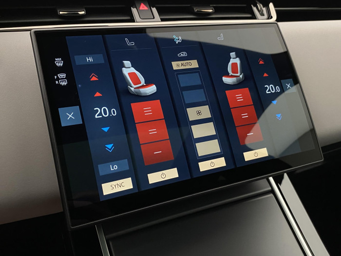 Land Rover Range Rover Evoque P270e S AWD REZERVACE