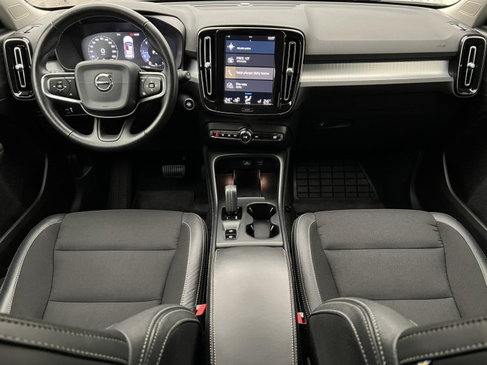 Volvo XC40 D3 MOMENTUM AUT 2.0 d Momentum