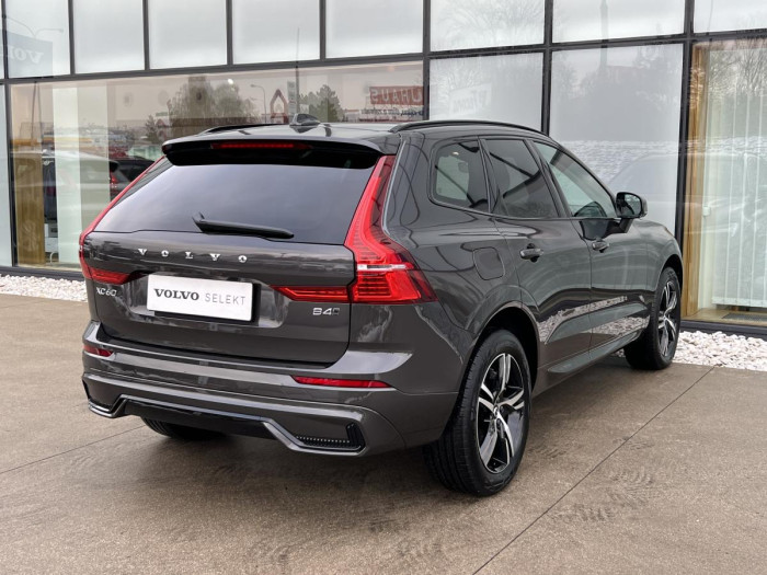 Volvo XC60 B4 AWD DARKPLUS Aut 1.maj.