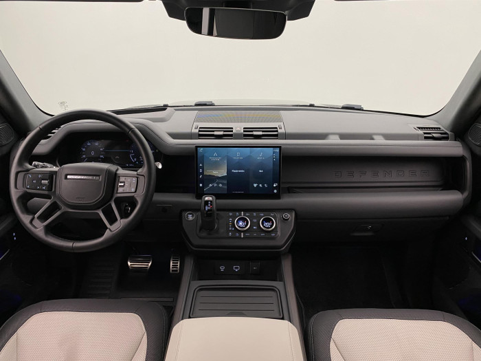 Land Rover Defender 110 D300 X-DYNAMIC HSE AWD 7m 3.0 d Dynamic