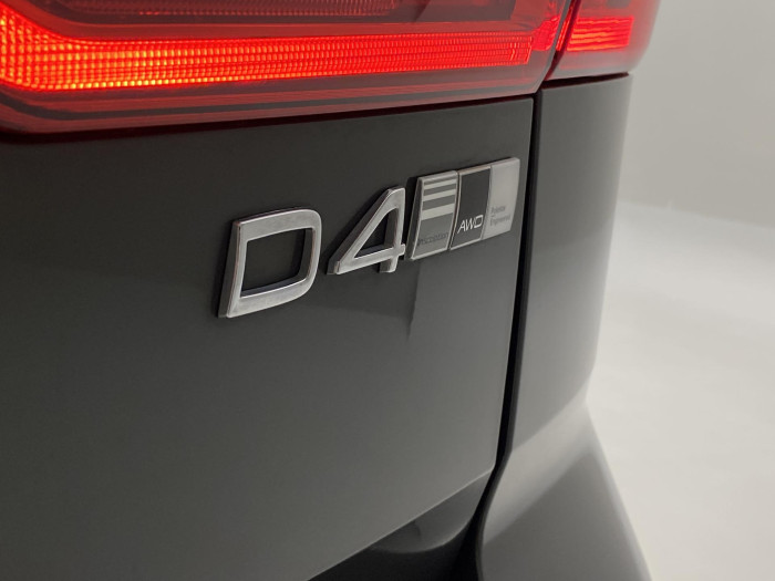 Volvo XC60 D4 AWD INSCRIPTION AUT 2.0 d