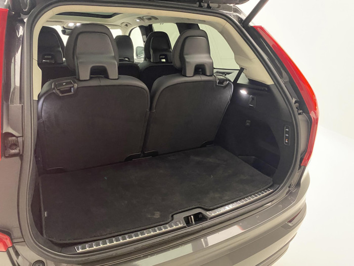 Volvo XC90 B5 AWD ULTIMATE DARK CZ 7míst