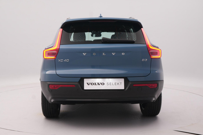 Volvo XC40 B3 DARK PLUS CZ 1.maj