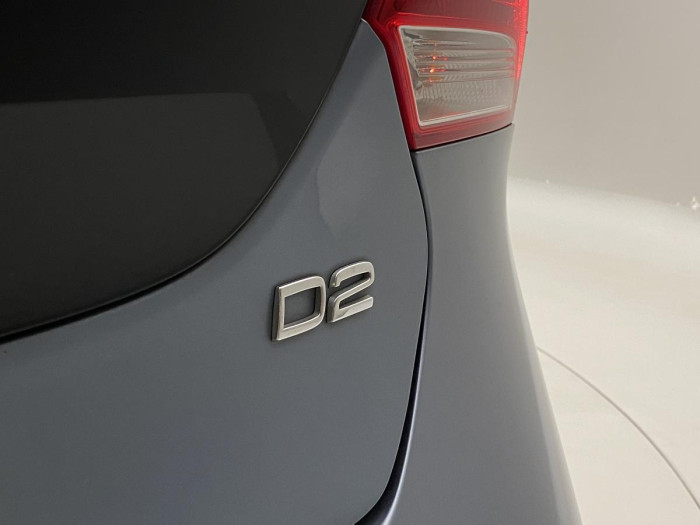 Volvo V40 D2 BLACK EDITION 1.maj. 2.0 d Edition