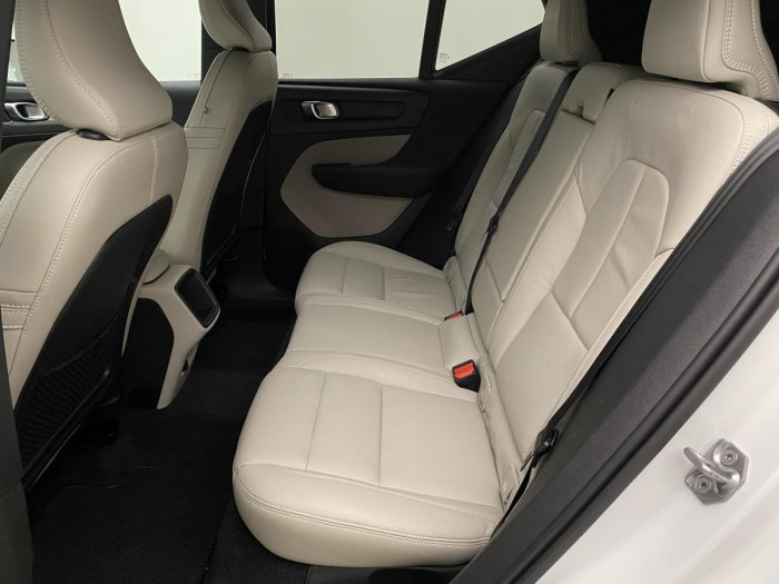 Volvo XC40 D3 AWD INSCRIPTION REZERVACE 2.0 d