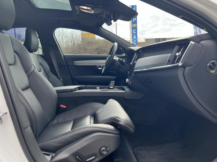 Volvo S90 B5 AWD R-DESIGN Aut 1.maj.