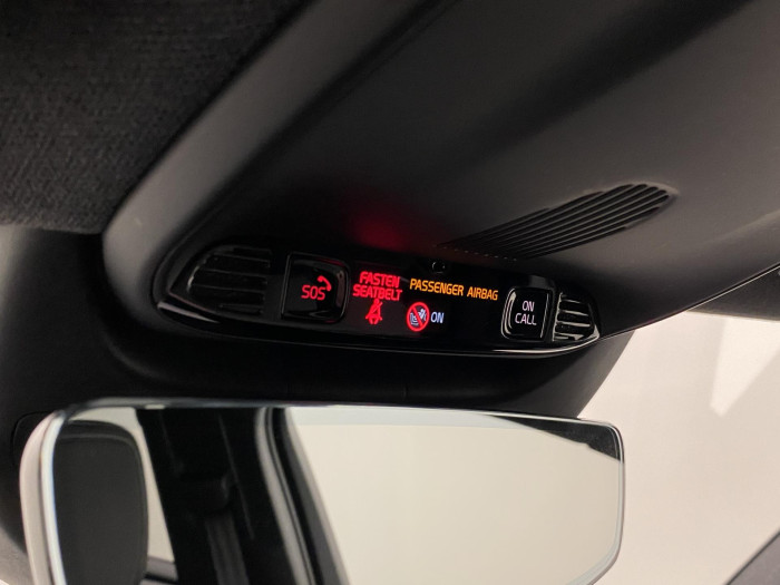 Volvo XC40 B4 MOMENTUM AUT CZ 2.0 Momentum