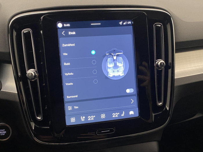 Volvo XC40 B3 AUT DARK PLUS