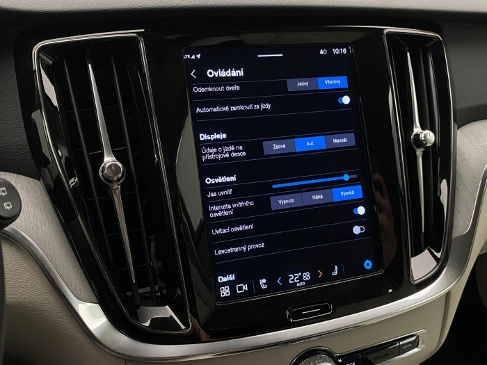 Volvo V60 T6 AWD PLUG-IN BRIGHT PLUS