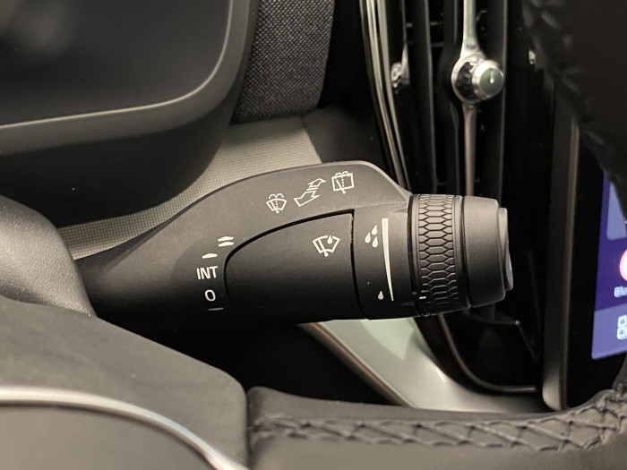 Volvo XC90 B5 AWD BLACK EDITION PLUS 7