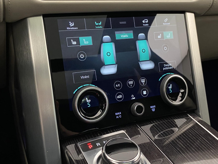 Land Rover Range Rover SDV8 AWD REZERVACE