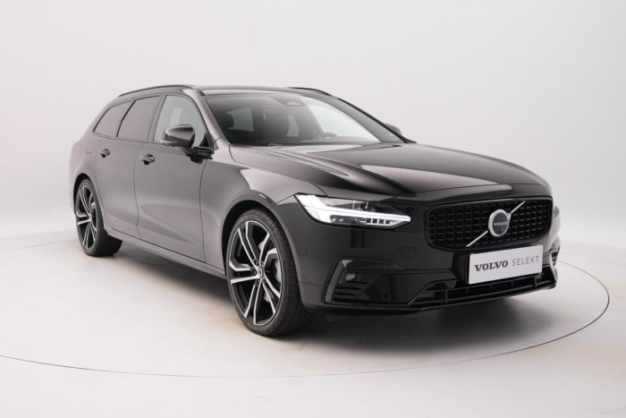 Volvo V90 B5 ULTIMATE DARK AUT 1.maj