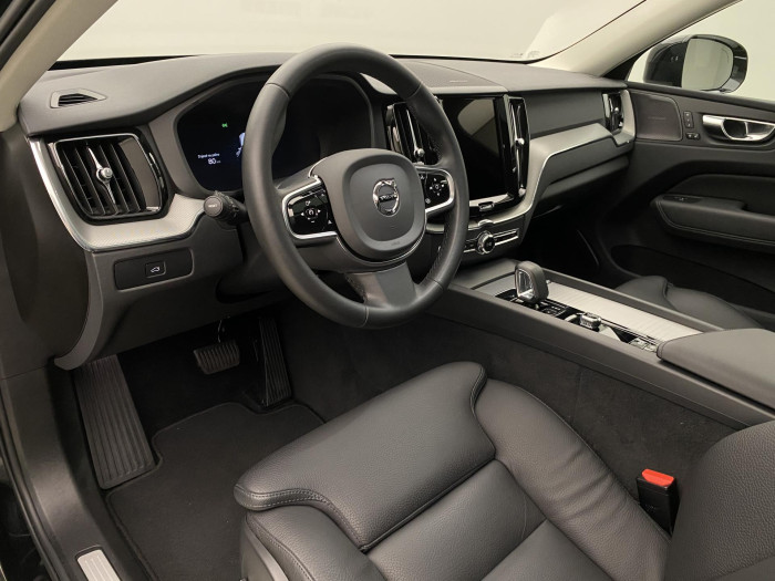 Volvo XC60 B4 AWD PLUS BRIGHT AUT 1.maj