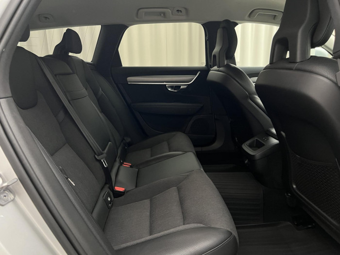 Volvo V90 CC T5 AWD MOMENTUM AUT 2.0 CC CC Momentum