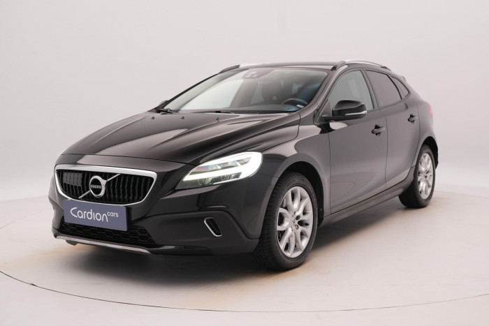 Volvo V40 CC D3 MOMENTUM REZERVACE 2.0 d CC CC Momentum