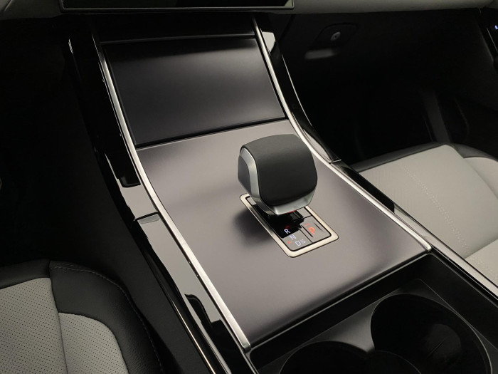 Land Rover Range Rover Velar D300 DYNAMIC SE AUT AWD 3.0 d Dynamic SE