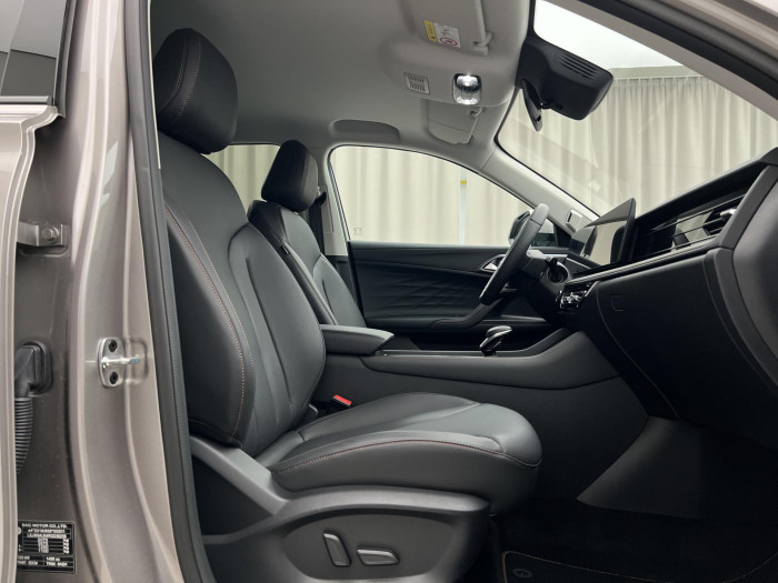 MG HS 1.5 TGI EXCLUSIVE AUT CZ 1.maj 1.5 Exclusive