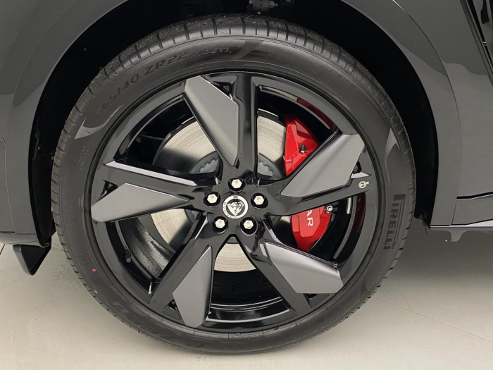 Jaguar F-Pace SVR 575 EDITION REZERVACE 5.0 Edition