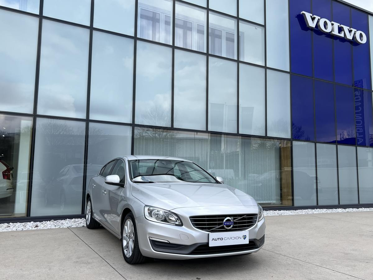 Volvo S60 D4 MOMENTUM 1.maj. 2.0 d Momentum