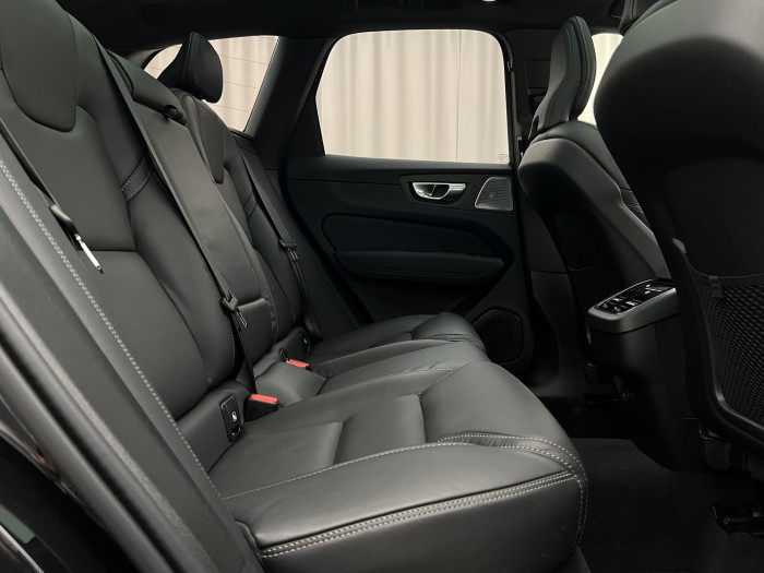 Volvo XC60 B5 AWD ULTRA BLACK EDITION AUT 2.0 Edition