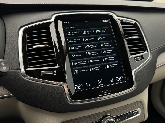 Volvo XC90 B5 AWD INSCRIPTION REZERVACE
