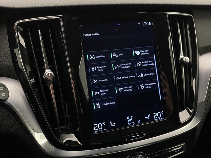 Volvo V60 CC D4 AWD MOMENTUM AUT 2.0 d CC CC Momentum