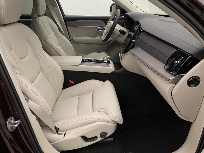 Volvo XC90 B5 AWD AUT BRIGHT PLUS 7míst