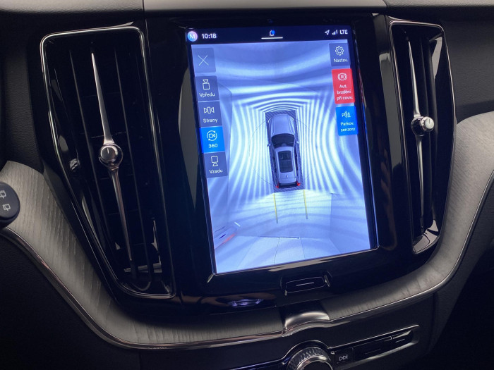 Volvo XC60 B5 AWD DARK PLUS AUT