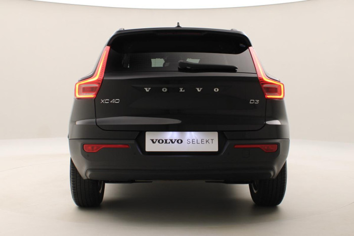 Volvo XC40 D3 MOMENTUM 1.maj REZERVACE 2.0 d Momentum