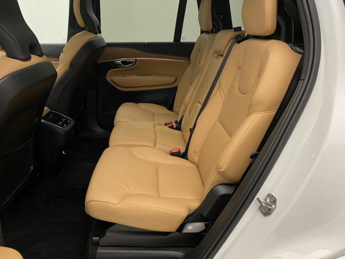 Volvo XC90 D5 AWD INSCRIPTION CZ 7míst 2.0 d