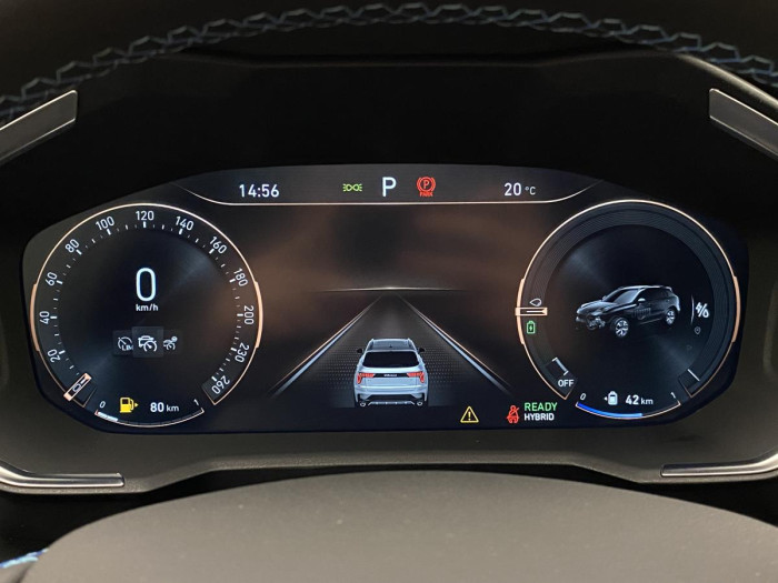 Lynk & Co 01 PHEV DCT AUT REZERVACE