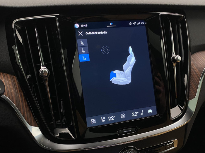 Volvo V60 B4 AUT DARK PLUS