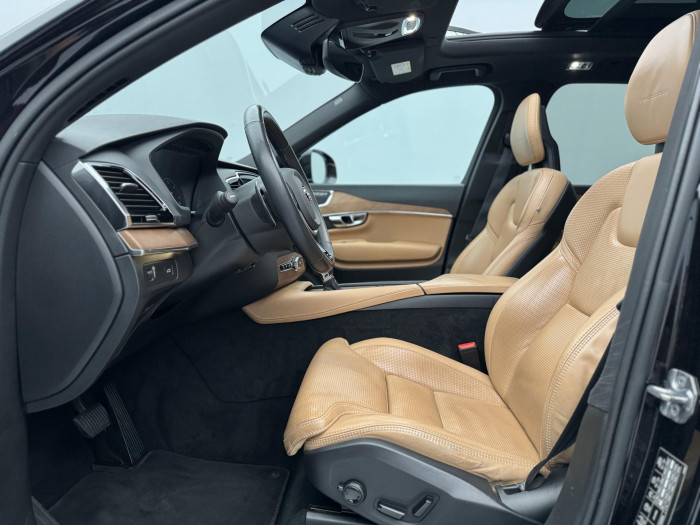 Volvo XC90 D5 AWD INSCRIPTION  CZ 1.maj 2.0 d