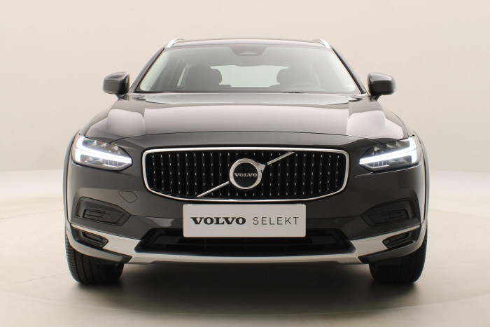 Volvo V90 CC B4 AWD PLUS AUT CZ 1.maj
