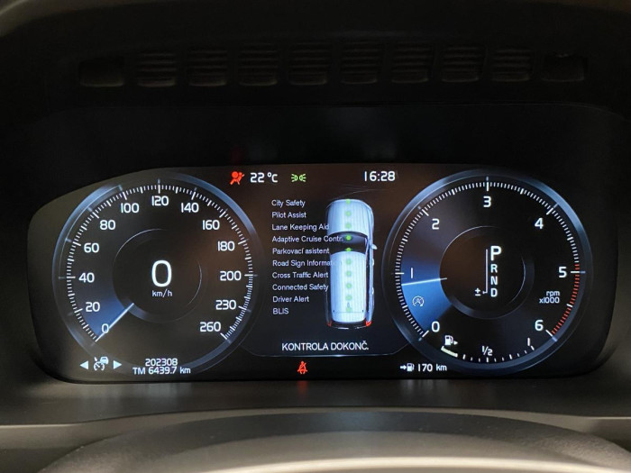 Volvo XC90 D5 AWD INSCRIPTION REZERVACE 2.0 d