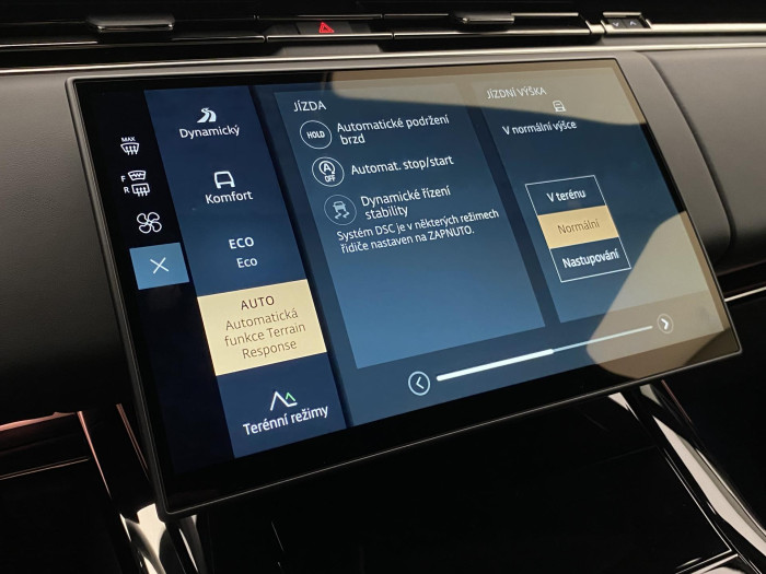 Land Rover Range Rover Sport D250 DYNAMIC SE AWD AUT 3.0 d Dynamic SE