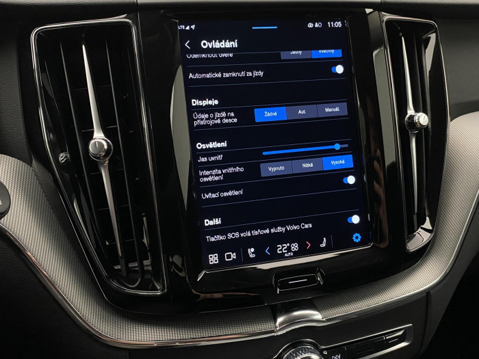 Volvo XC60 B5 AWD DARK PLUS REZERVACE