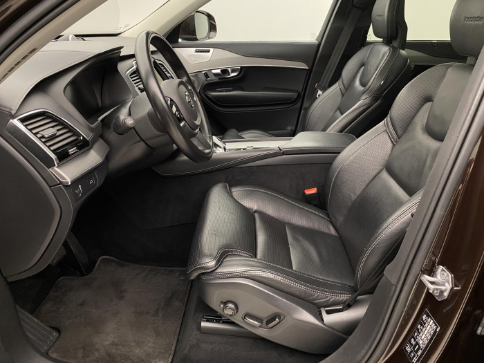 Volvo XC90 B5 AWD INSCRIPTION AUT CZ 7m