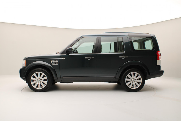 Land Rover Discovery 3.0 AWD SDV6 HSE REZERVACE