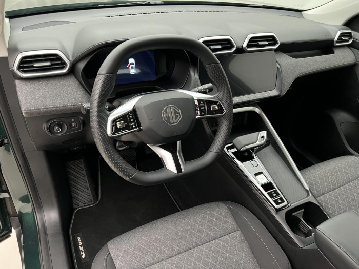 MG ZS 1.5 EMOTION HYBRID+ AUT CZ